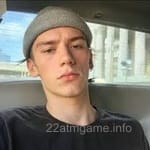 عمر کے تصویری پروفائل